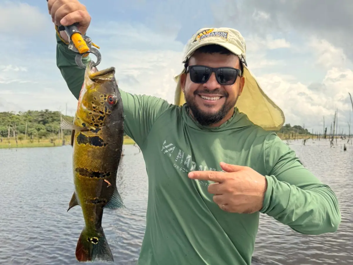 Sport fishing at Balbina Reservoir, Amazonas, photo 7